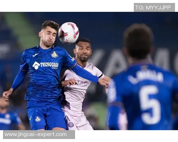 友谊赛惊现红牌风波莱比锡与切尔西战成平局引发热议