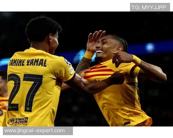 欧冠精彩对决：里昂绝杀巴萨全场沸腾瞬间回顾与分析