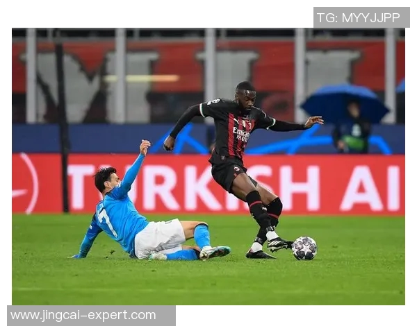 友谊赛精彩回顾AC米兰逆转切尔西乌龙球成关键时刻分析