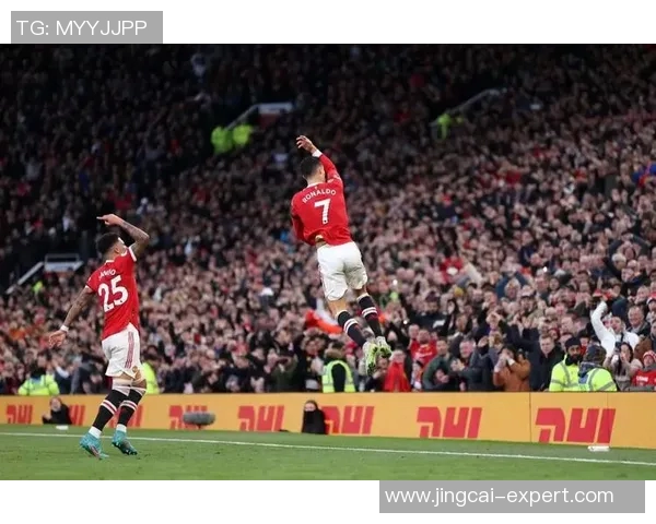 欧冠激战曼联与尤文图斯握手言和帽子戏法瞬间引爆全场历史冷门再现 欧冠激战曼联与尤文图斯握手言和帽子戏法瞬间引爆全场历史冷门再现