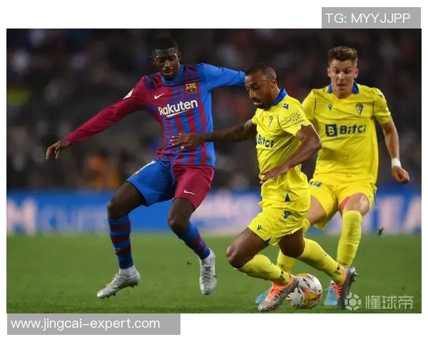 西甲激战波尔图与那不勒斯战成平局乌龙球引发全场争议与热议