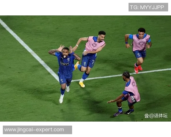 友谊赛精彩回顾拜仁与曼城激战成6比2点球大战引发全场热烈反响